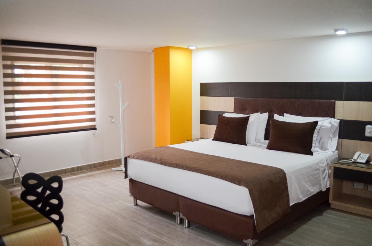 Hotel Parque 70 Medellín Buitenkant foto