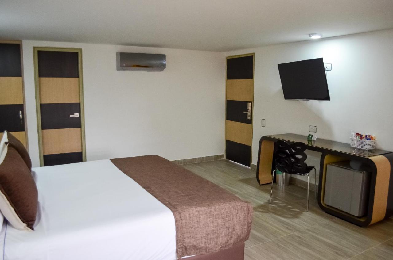 Hotel Parque 70 Medellín Buitenkant foto